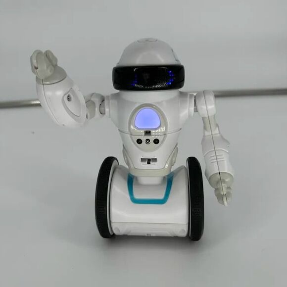 WowWee MiP Robot White Bluetooth Self-Balancing Toy 0842 App Controlled VIDEO - Picture 1 of 7